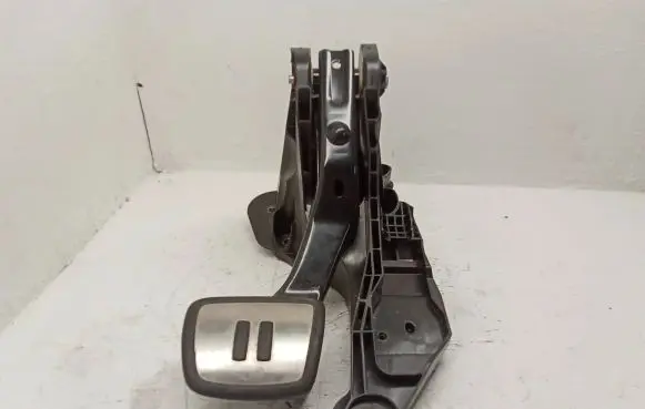 Volkswagen ID.3 Brake pedal 10B723058 13027517