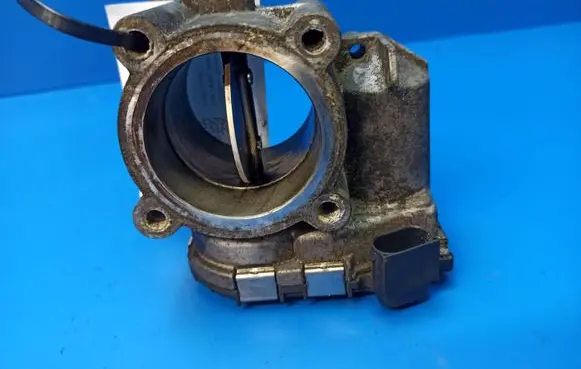 Mercedes-Benz E W211 Electric throttle body valve A6420900070 0281002678
