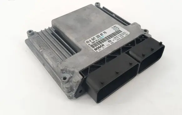 Mercedes-Benz E W211 Engine control unit/module A6471530779 0281011332 1039S00570
