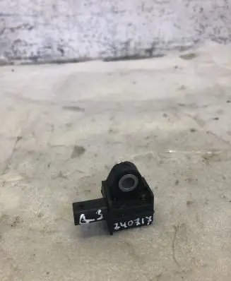 Audi Q3 F3 Airbag deployment crash/impact sensor 5q0959651b