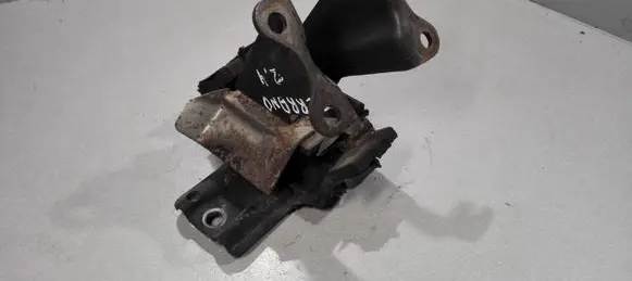 Nissan Terrano Engine mount bracket 112100F003