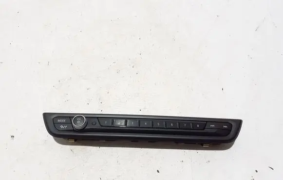 BMW 1 F40 Head unit multimedia control 5A47C50