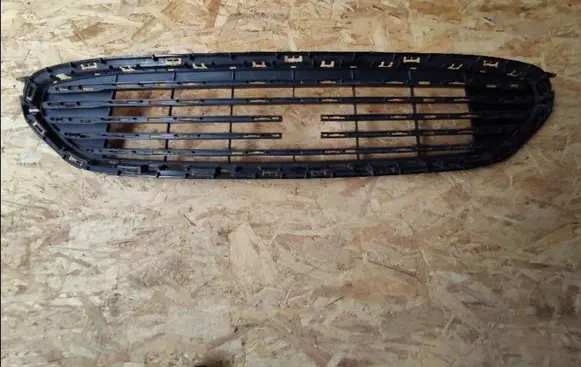 Ford S-MAX Front bumper lower grill EM2B8200A
