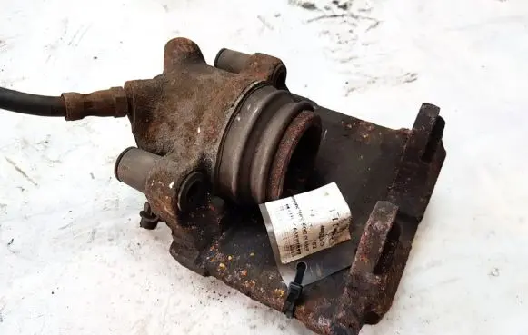 BMW X3 E83 Front brake caliper 5725bmw