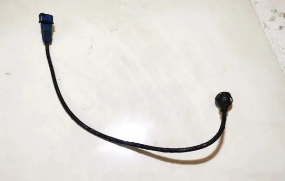Audi A4 S4 B5 8D Detonation knock sensor 054905377