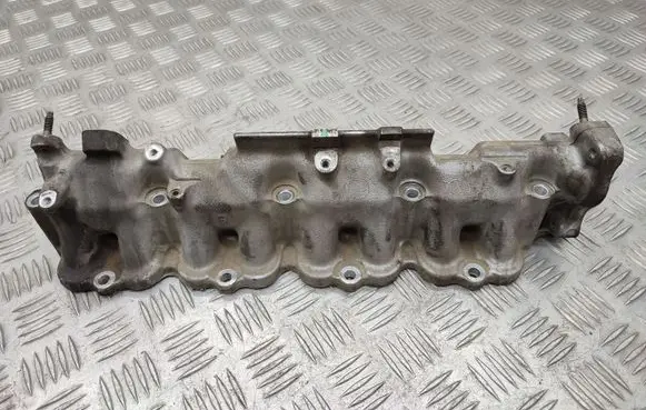 Toyota RAV 4 (XA20) Exhaust manifold