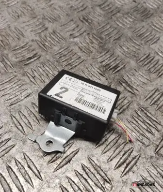 Toyota Yaris Door control unit/module 10r0311005