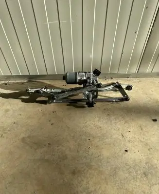 Front wiper linkage and motor