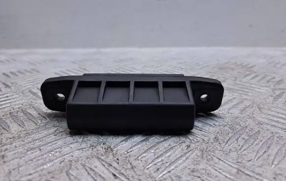 Toyota Avensis T270 Tailgate release/open handle 8484028030