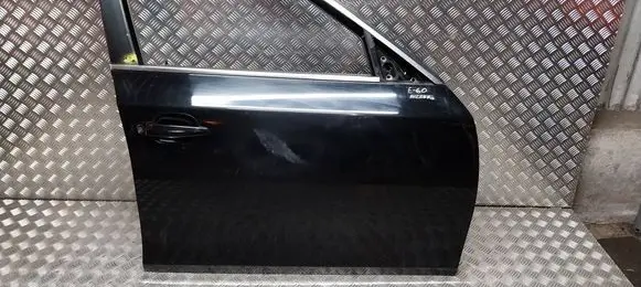 BMW 5 E60 E61 Front door S26371615