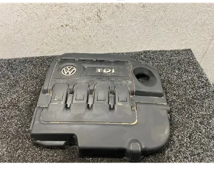Volkswagen Tiguan Engine cover (trim) 04L103925Q