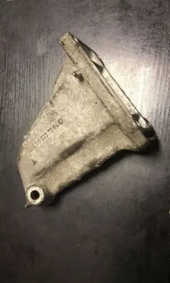 Mercedes-Benz CL C215 Engine mounting bracket 1132230304