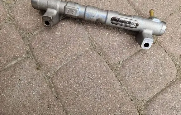 Opel Insignia B Fuel main line pipe 55578285 0445214324