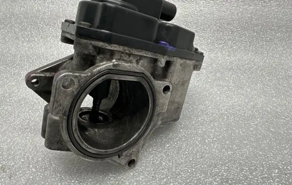 Audi A4 S4 B8 8K EGR valve 03L131501K