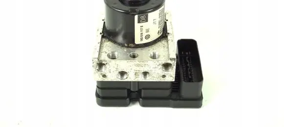 Volkswagen Golf V ABS Pump 1K0614117S 1K0907379AK