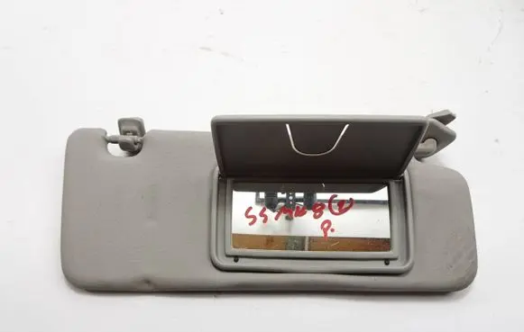 Sun visor