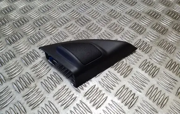 Volvo XC70 Front door high frequency speaker 30781068