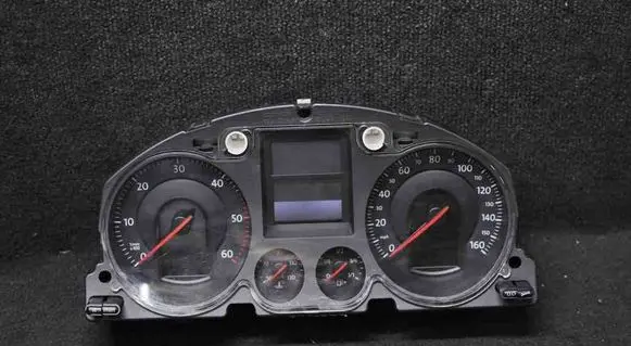 Volkswagen PASSAT B6 Speedometer (instrument cluster) X0006000 3C0920960K