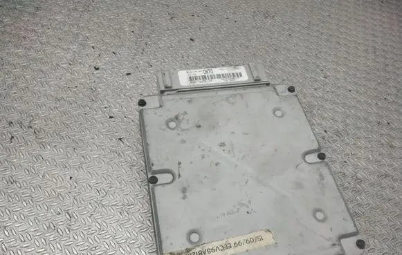 Ford Fiesta Engine control unit/module 98AB12A650CFF EECV98AB12A650CFG