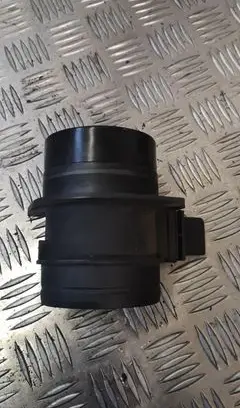 Volkswagen Tiguan Mass air flow meter 0281022735