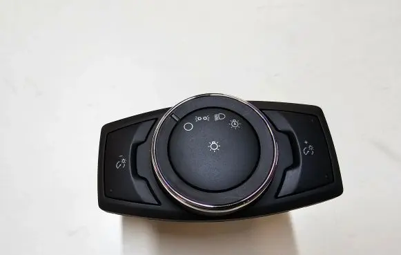 Ford Mustang VI Light switch DG9T13D061CEW
