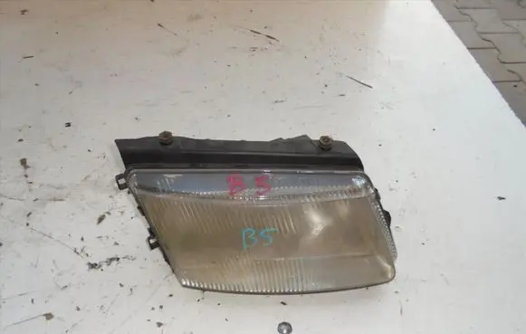 Volkswagen PASSAT B5 Headlight/headlamp