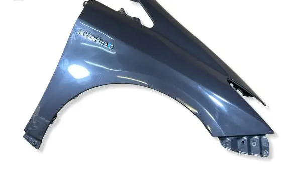 Toyota Prius (XW30) Fender 