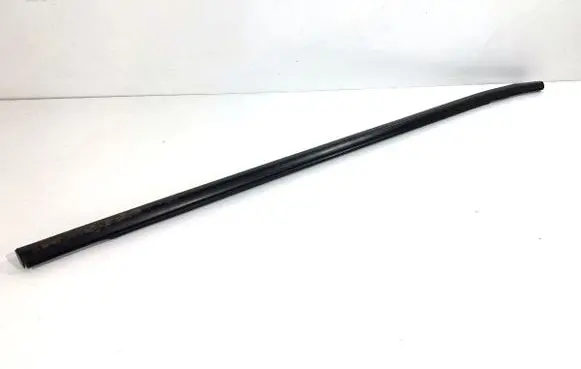 Hyundai Tucson TL Rear door glass trim molding 