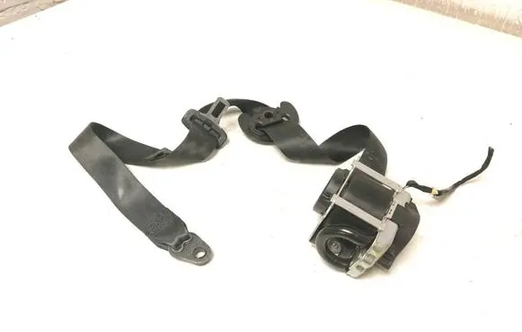 Land Rover Discovery Sport Front seatbelt FK72611B08AD