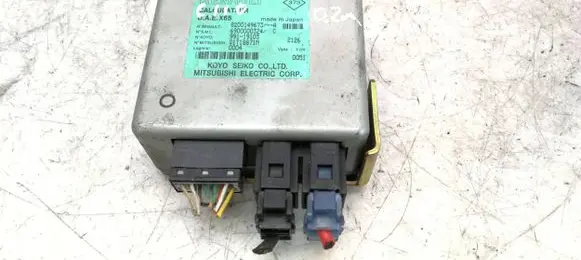 Renault Clio II Power steering control unit/module 8200149673 6900000324 99119103