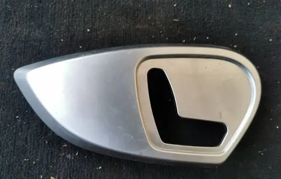 Mercedes-Benz R AMG W251 Front door seat control surround trim 313206RH A6759