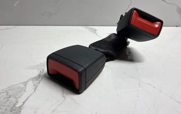 Audi S5 F5 Middle seatbelt buckle (rear) 8W0857739C