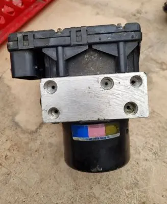 Jeep Grand Cherokee (WJ) ABS Pump 56041022AH 348130 25094602293