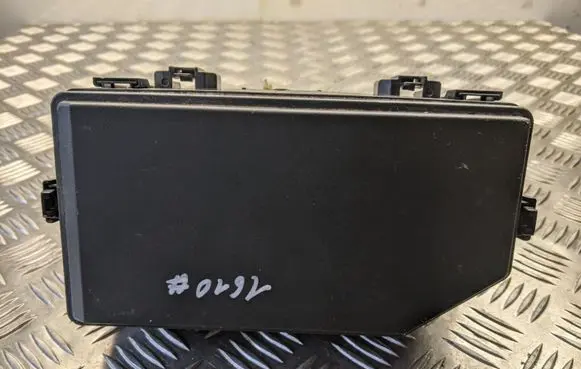 Honda CR-V Fuse box set T1TE010EO