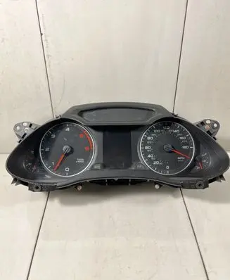 Audi A4 S4 B8 8K Speedometer (instrument cluster) 5550016237