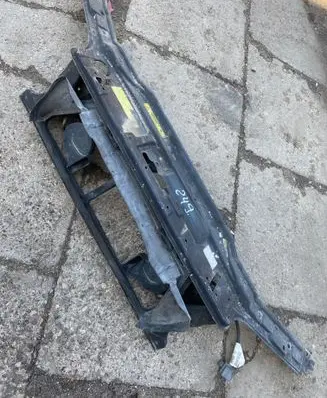 Volvo V70 Top upper radiator support slam panel 9430301