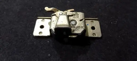 Opel Tigra A Tailgate/trunk/boot lock/catch/latch 90387848