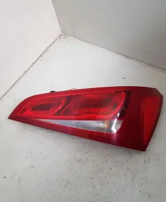 Audi Q5 SQ5 Tailgate rear/tail lights 8R0945094