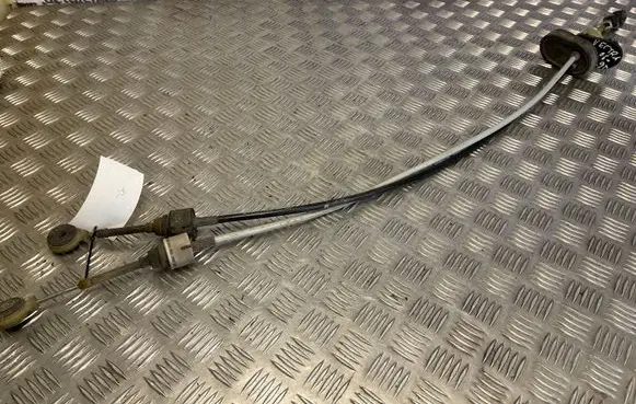 Opel Vectra C Gear shift cable linkage 55559460