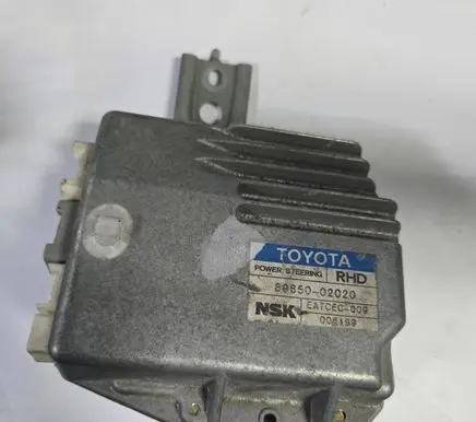 Toyota Corolla E120 E130 Engine control unit/module 8965002020 006199 EATCEC009