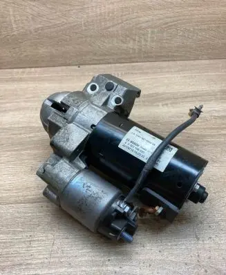 BMW X6 F16 Starter motor 8515900 1005841580