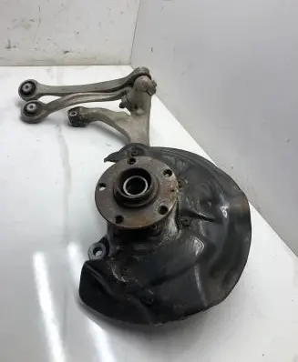 Audi A6 S6 C6 4F Front wheel hub spindle knuckle