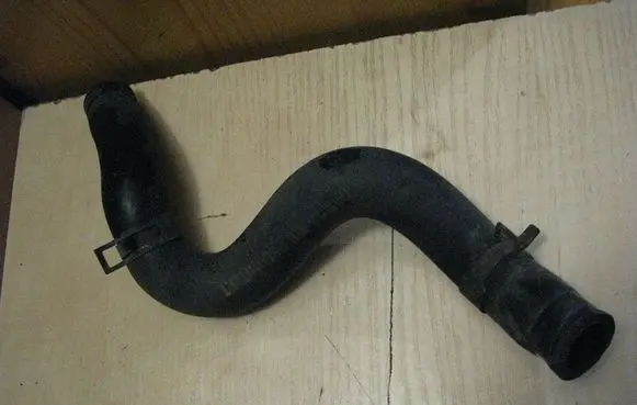 Hyundai i30 Engine coolant pipe/hose 3946038600