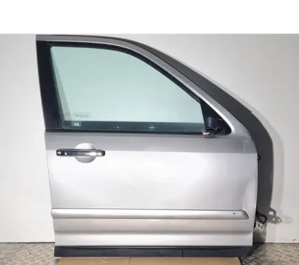 Honda CR-V Front door