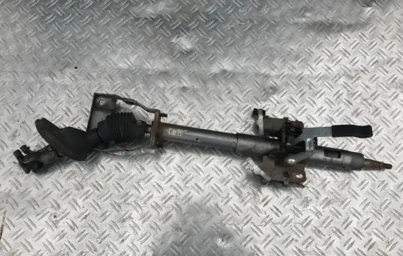 Mazda Xedos 6 Steering wheel axle