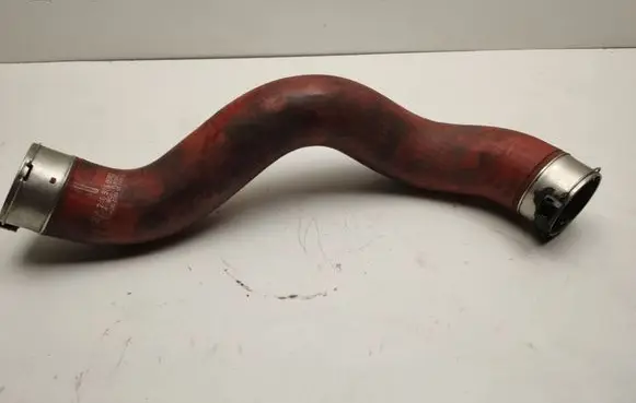 Intercooler hose/pipe