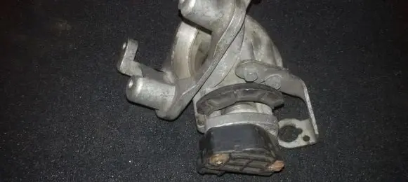 BMW 5 E39 Throttle valve 13631703562 13.63.1703.562