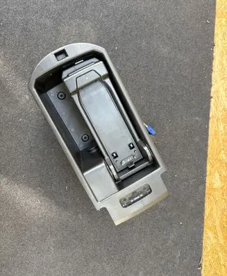 BMW X4 F26 Armrest 105004886