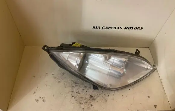 Mitsubishi Colt Headlight/headlamp 0301208202