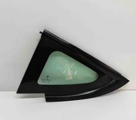 Rear side window